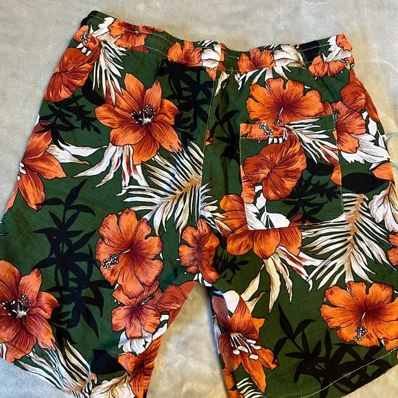 Shorts and Top Set! - Picture 4 of 7